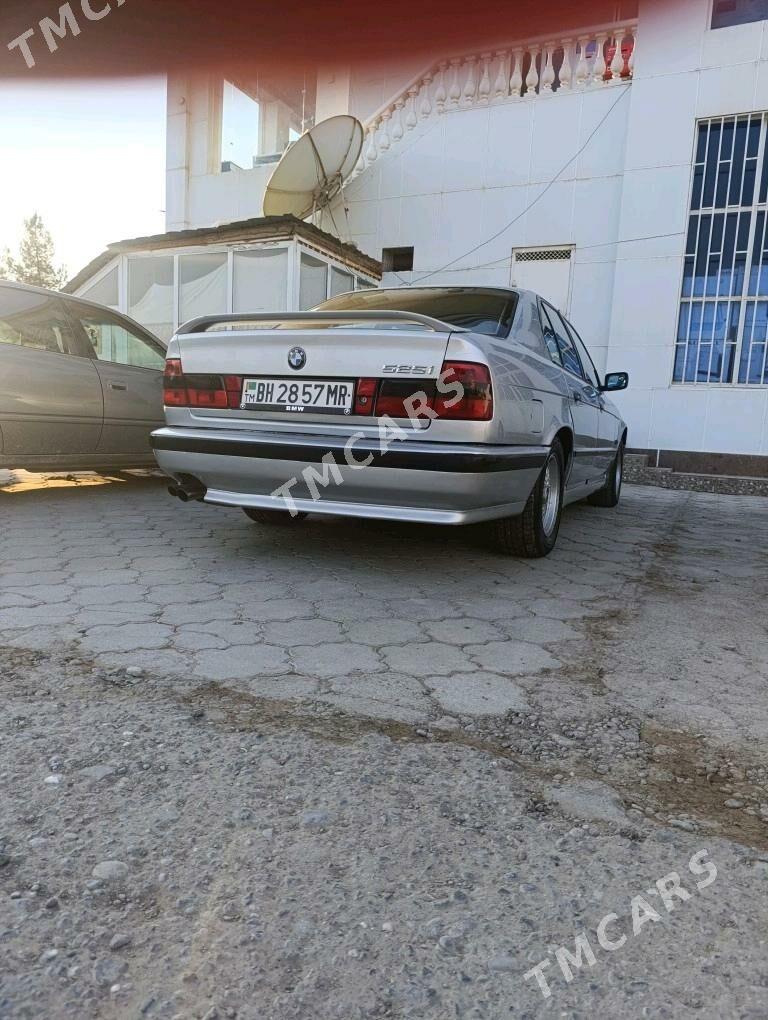 BMW E34 1994 - 78 000 TMT - Mary - img 8
