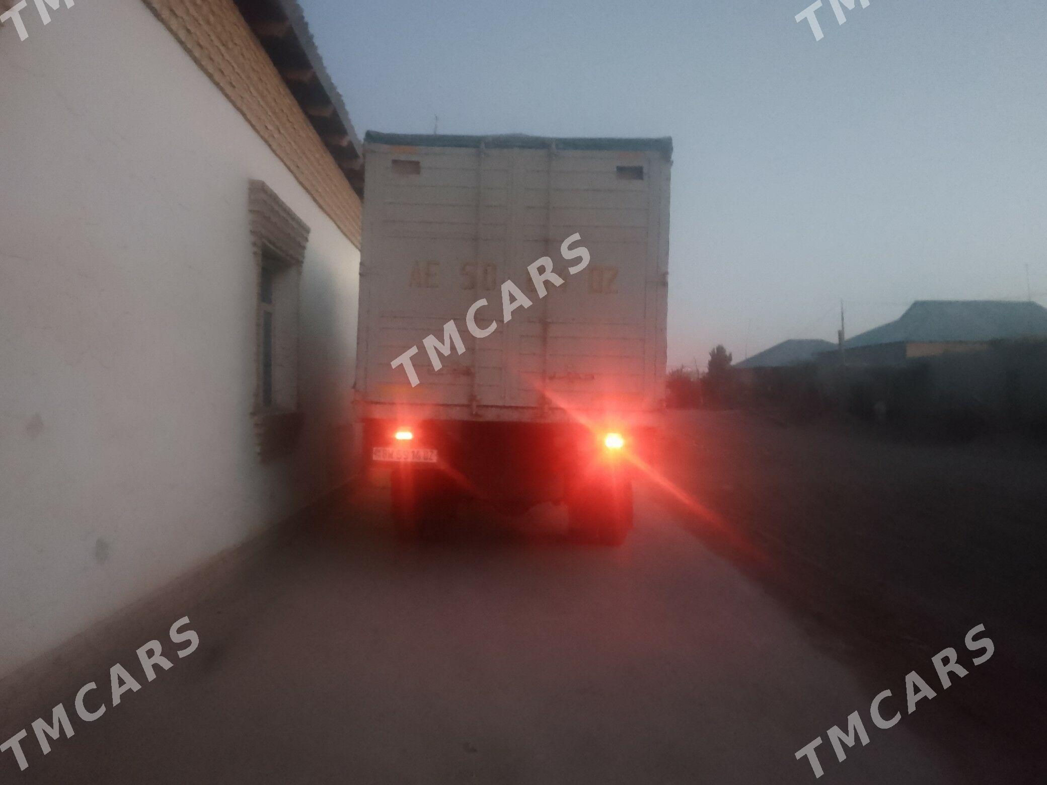 Zil 4331 1993 - 120 000 TMT - Гурбансолтан Едже - img 10