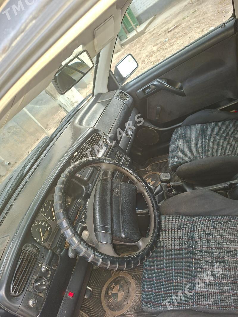Volkswagen Amarok 1993 - 24 000 TMT - Mary - img 4