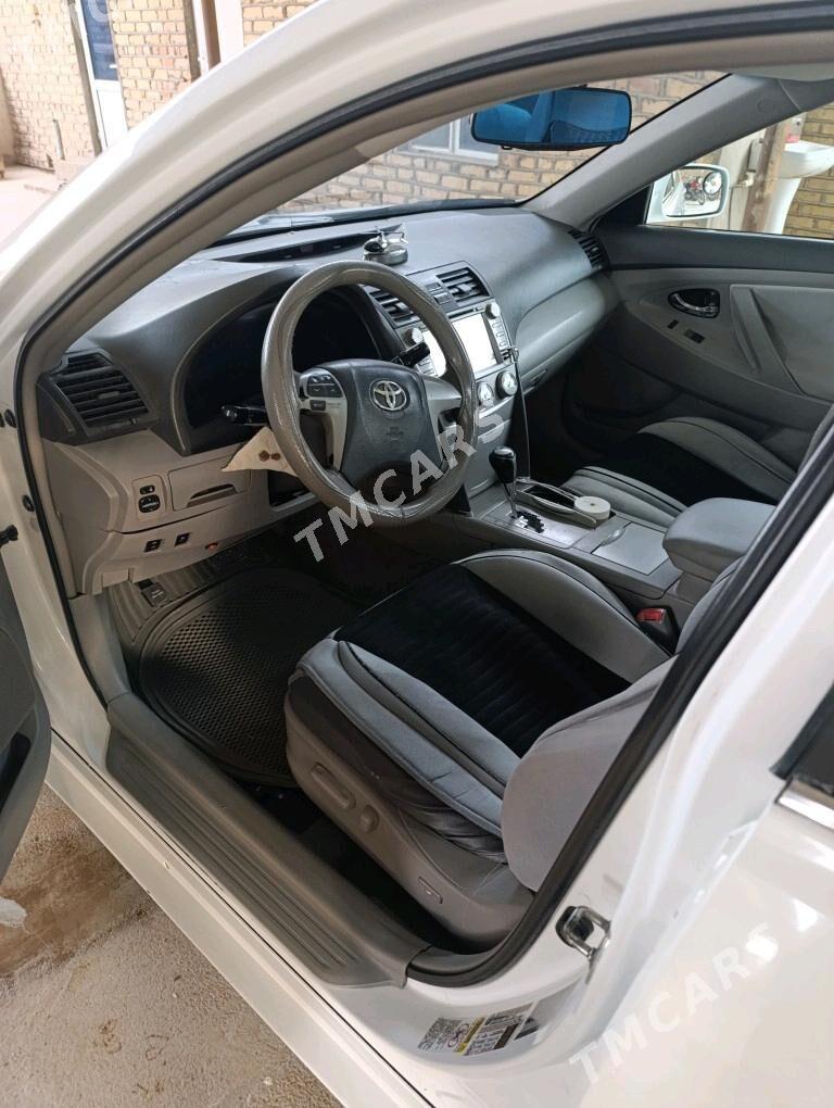 Toyota Camry 2010 - 165 000 TMT - Бабадайхан - img 6