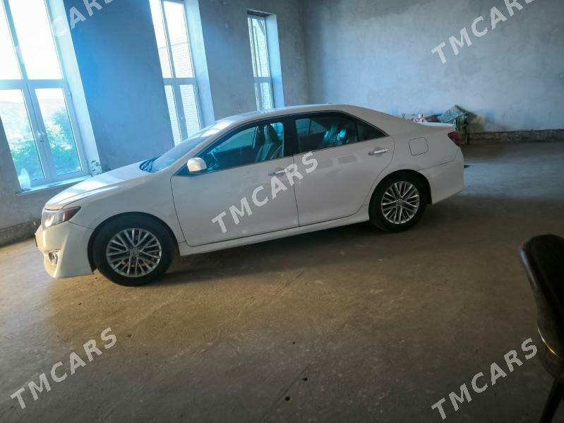 Toyota Camry 2012 - 240 000 TMT - Туркменабат - img 7