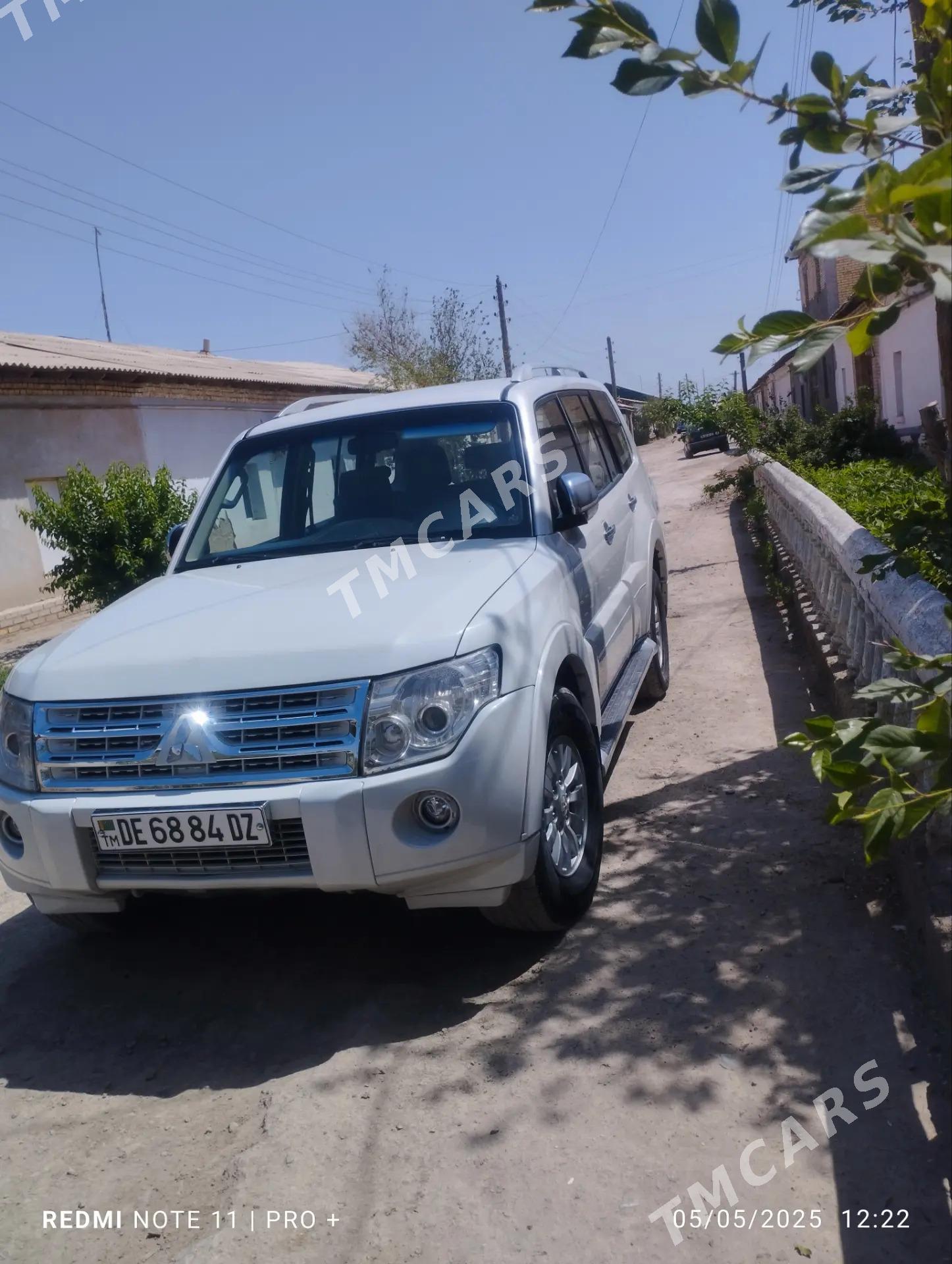 Mitsubishi Pajero 2011 - 220 000 TMT - Кёнеургенч - img 7