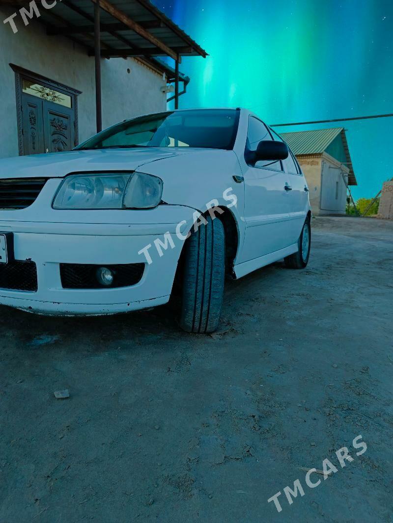 Volkswagen Polo 2001 - 36 000 TMT - Губадаг - img 3