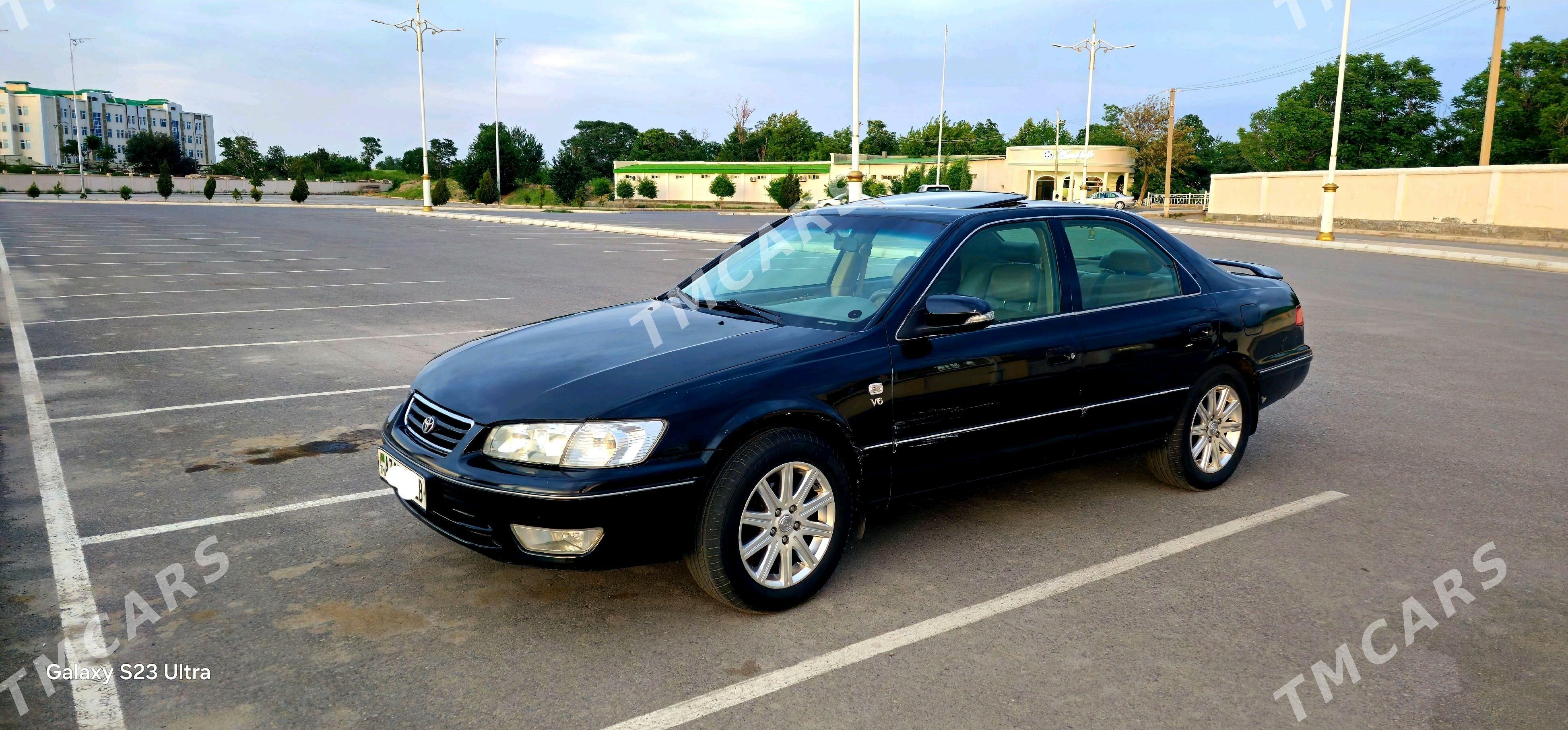 Toyota Camry 2000 - 130 000 TMT - Çärjew - img 4