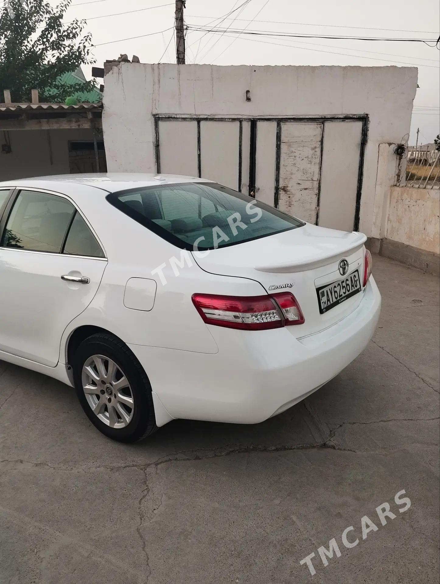 Toyota Camry 2010 - 175 000 TMT - Aşgabat - img 3