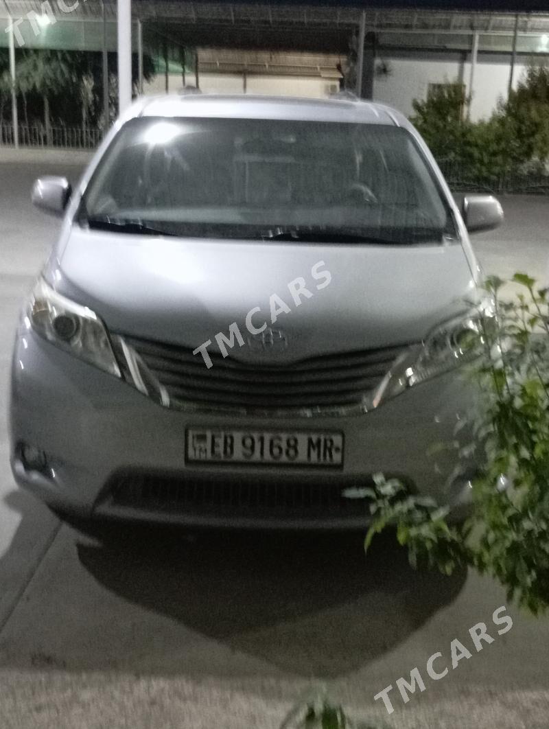 Toyota Sienna 2016 - 450 000 TMT - Мары - img 2