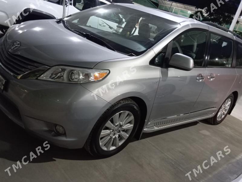 Toyota Sienna 2016 - 450 000 TMT - Мары - img 3