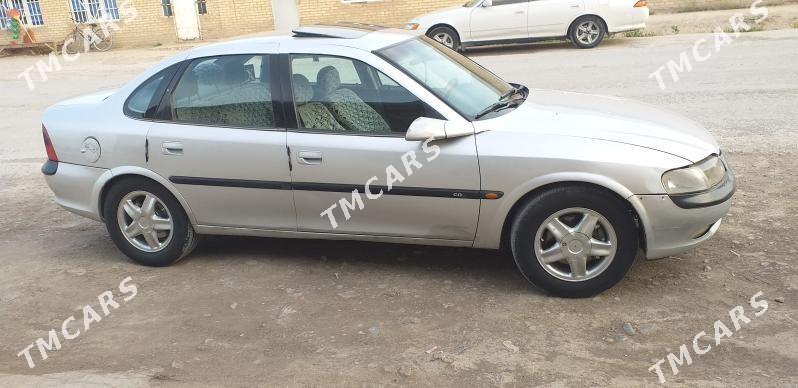 Opel Vectra 1996 - 40 000 TMT - Мургап - img 2