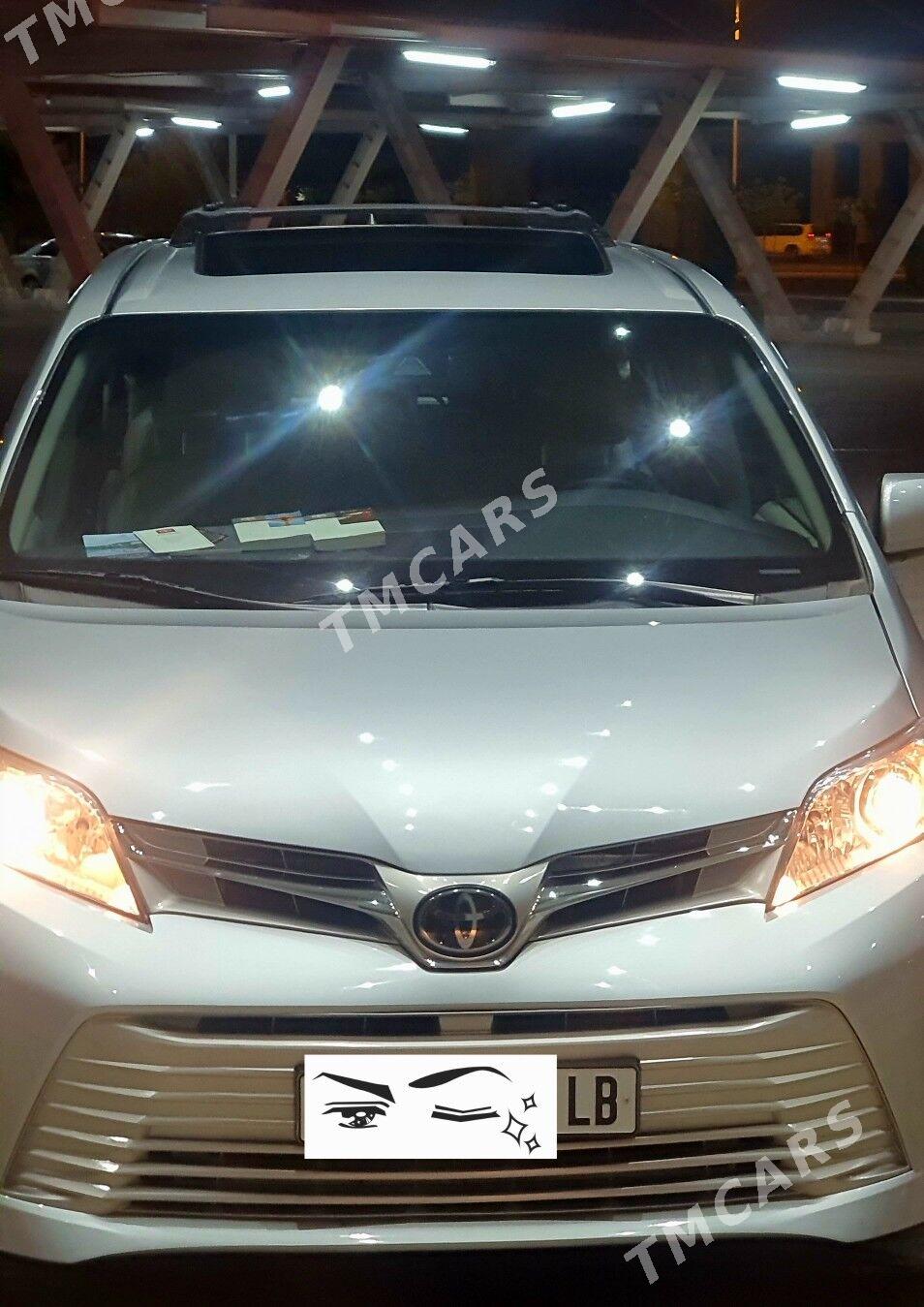 Toyota Sienna 2020 - 445 000 TMT - Türkmenabat - img 2