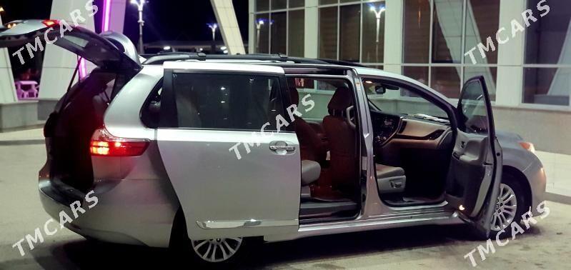 Toyota Sienna 2020 - 445 000 TMT - Türkmenabat - img 10