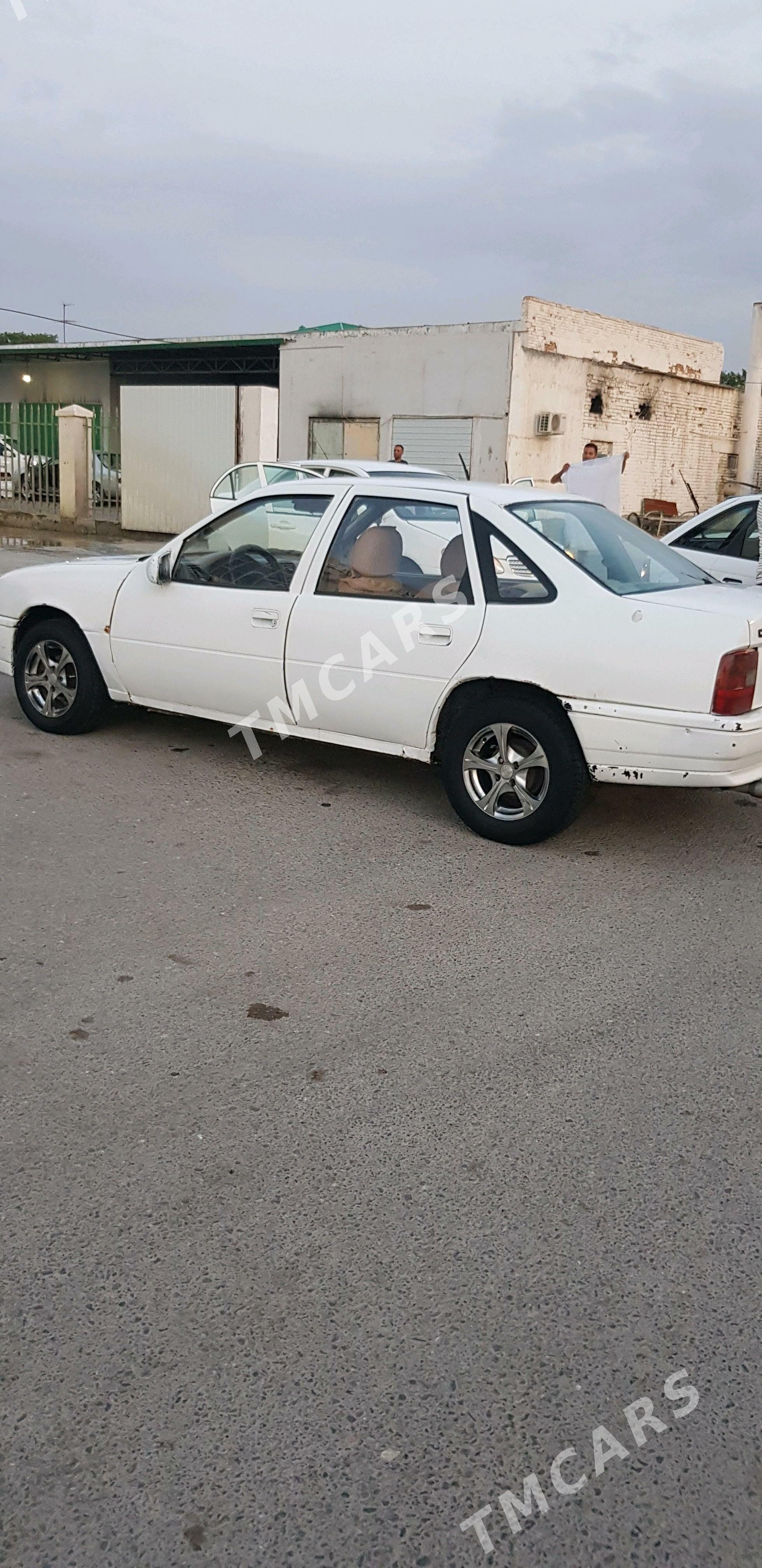 Opel Vectra 1992 - 16 000 TMT - Änew - img 2