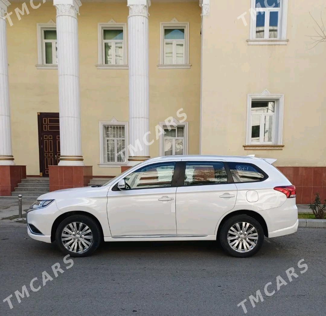 Mitsubishi Outlander 2022 - 304 990 TMT - Ашхабад - img 3
