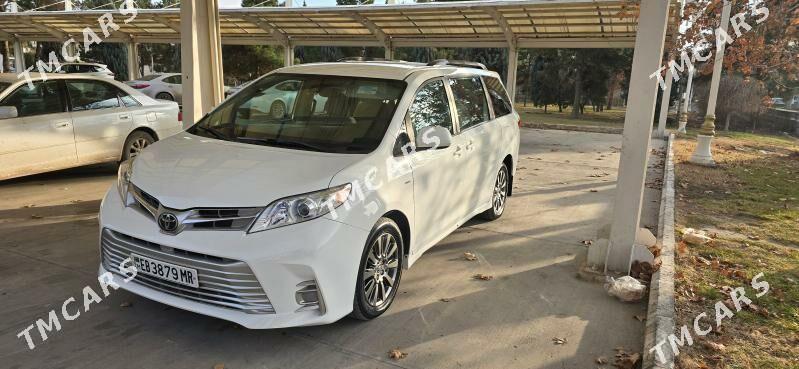 Toyota Sienna 2018 - 380 000 TMT - Мары - img 4