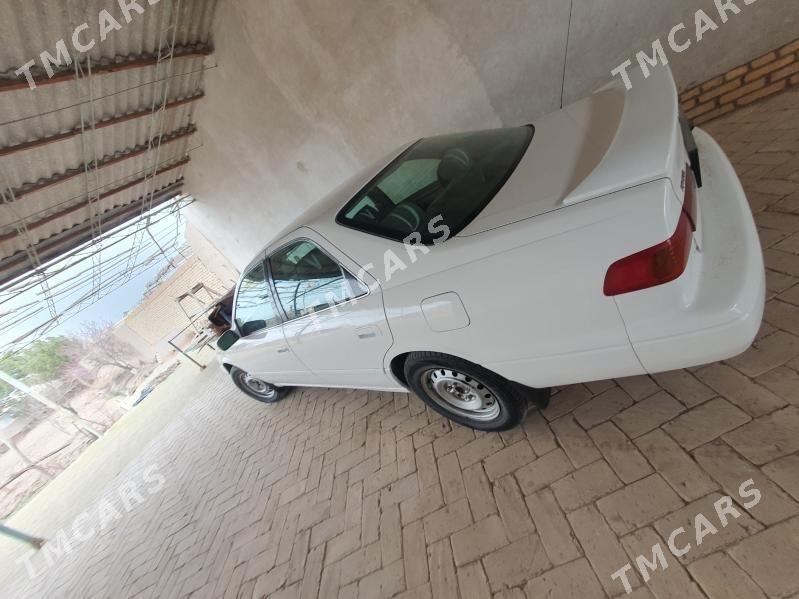 Toyota Camry 1998 - 118 000 TMT - Halaç - img 3