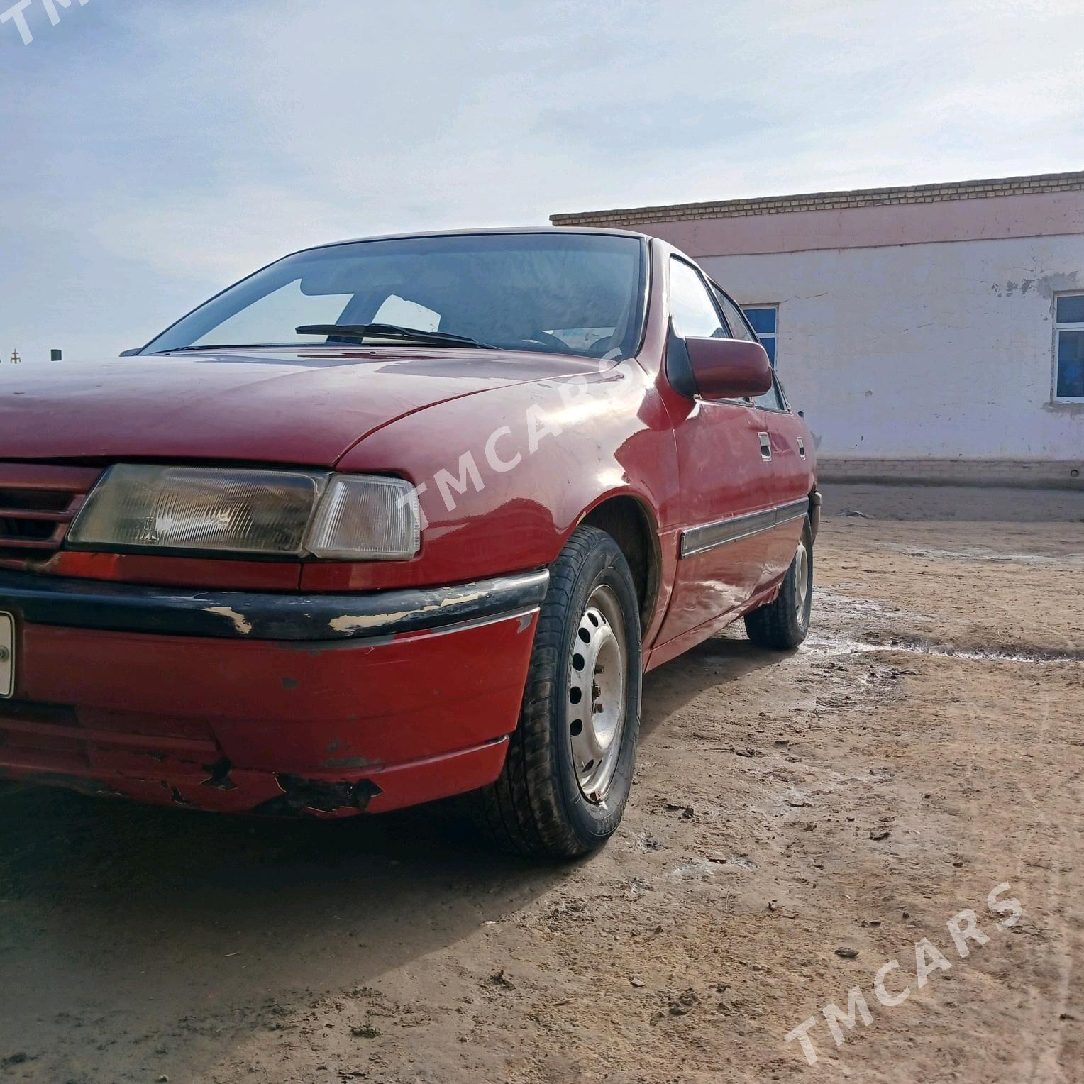 Opel Vectra 1990 - 20 000 TMT - Дашогуз - img 2