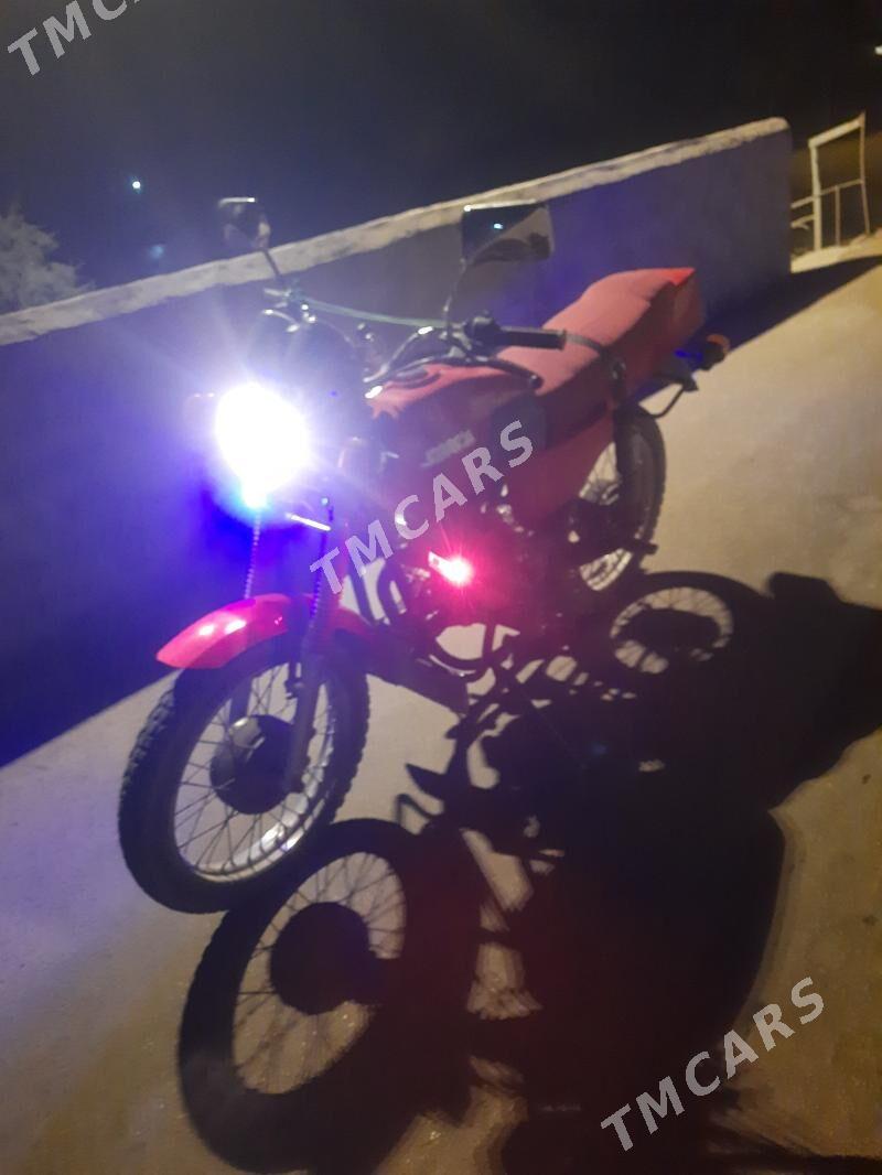 Jawa Forty Two 2022 - 11 000 TMT - Kerki - img 2