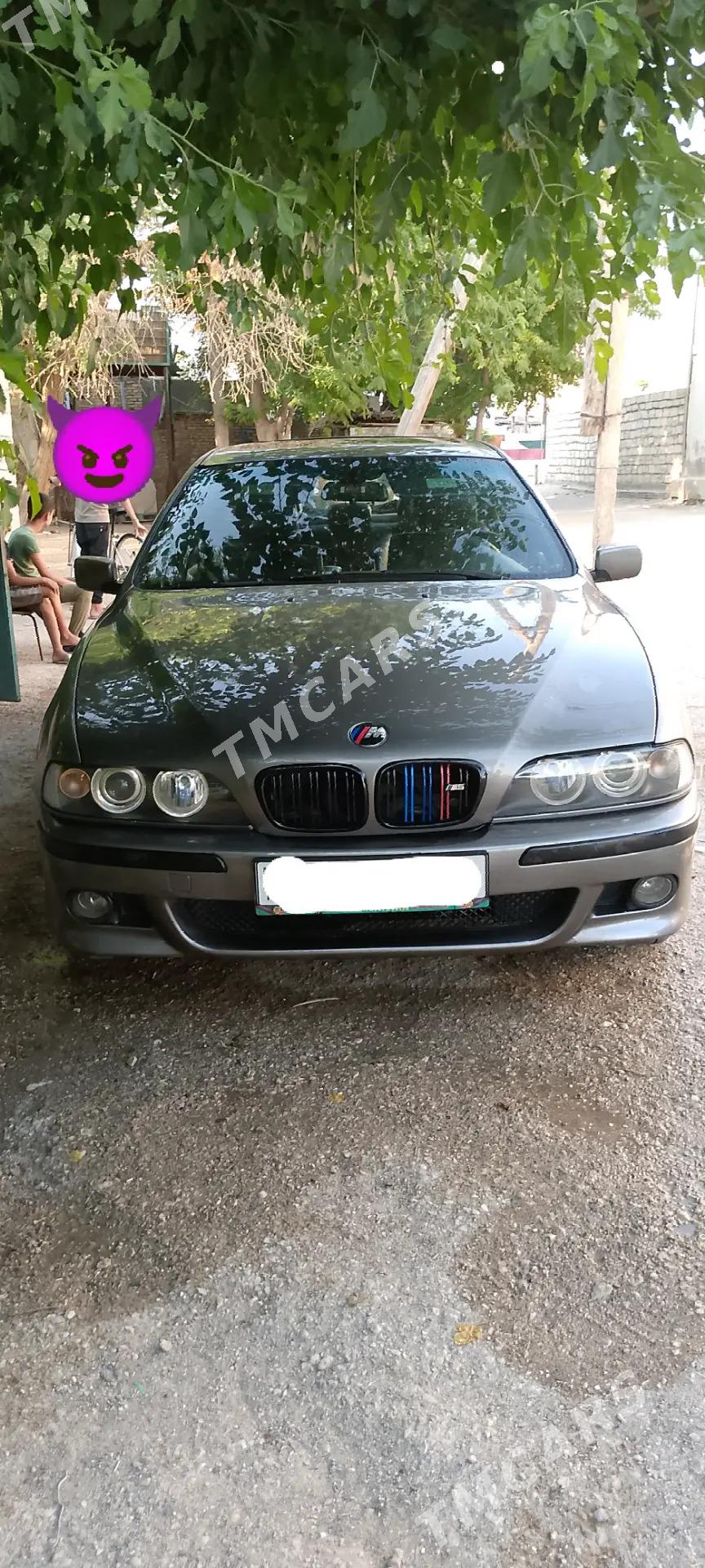 BMW E39 2003 - 110 000 TMT - Балканабат - img 2