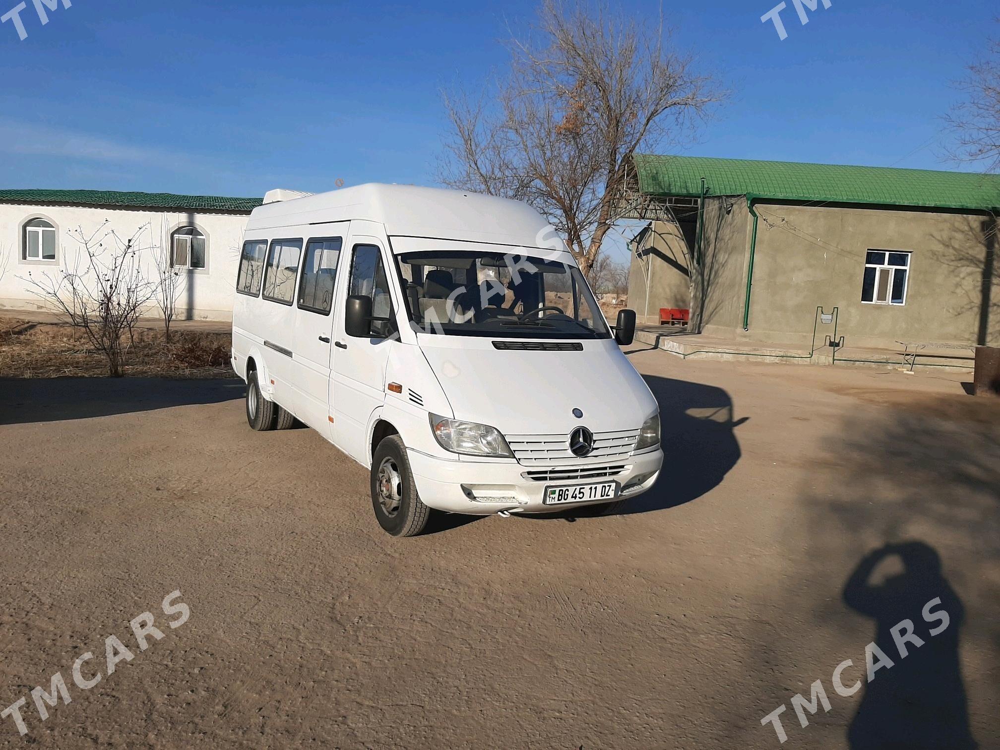 Mercedes-Benz Sprinter 2015 - 165 000 TMT - Daşoguz - img 5