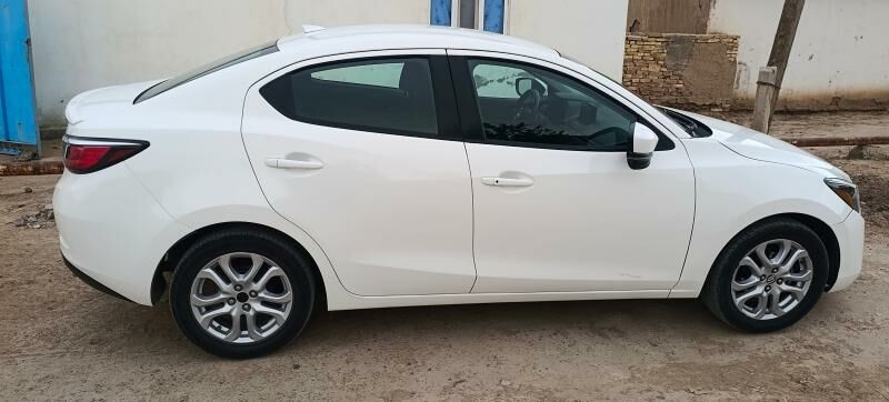 Toyota Yaris 2019 - 160 000 TMT - Ýolöten - img 10