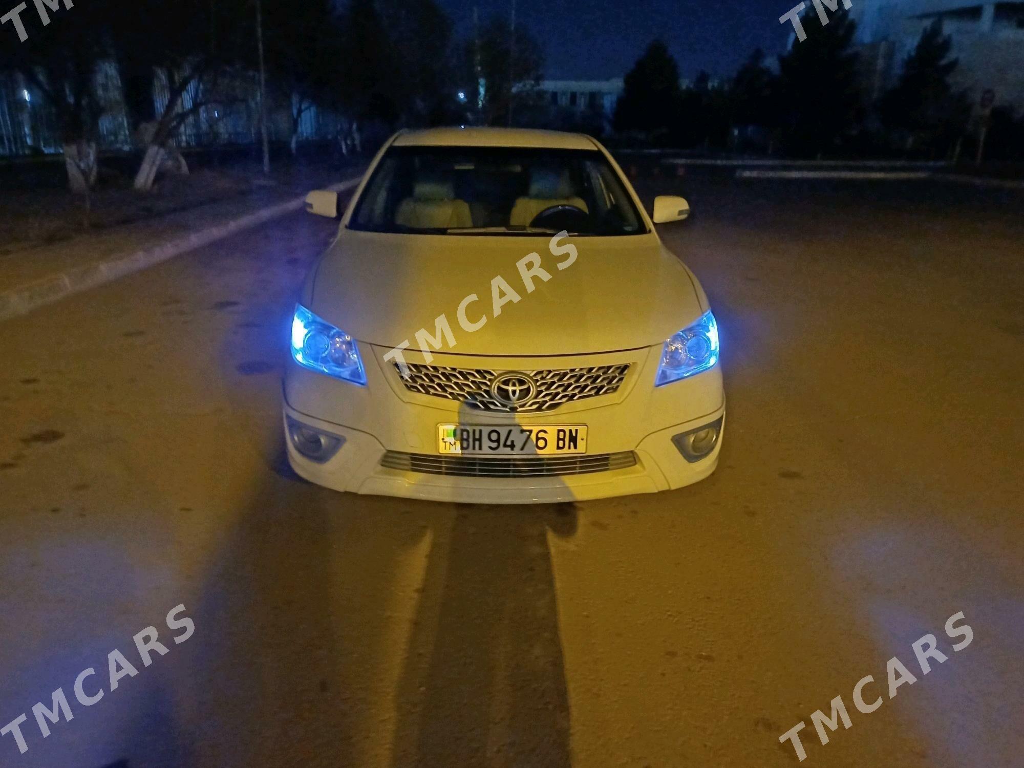 Toyota Aurion 2011 - 280 000 TMT - Jebel - img 8