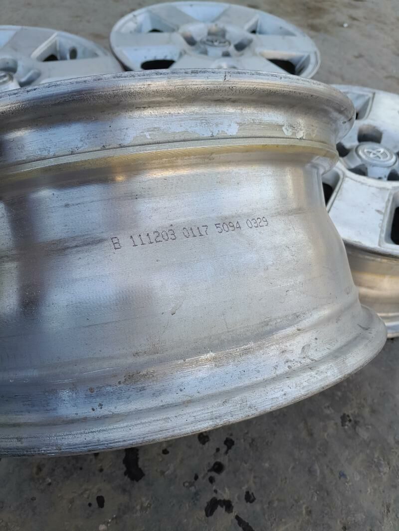 Toyota Sienns diska 16 lik 3 000 TMT - Daşoguz - img 3