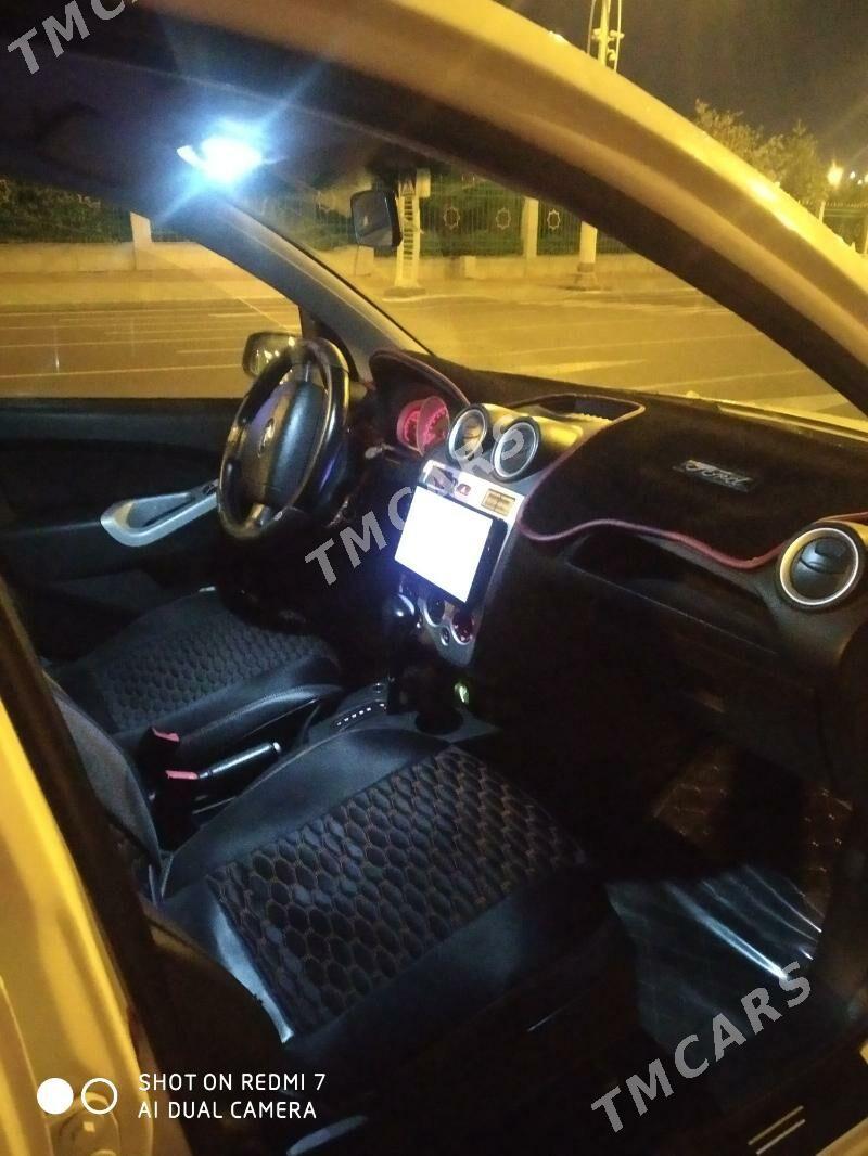 Ford Figo 2011 - 77 000 TMT - 5 мкр - img 2