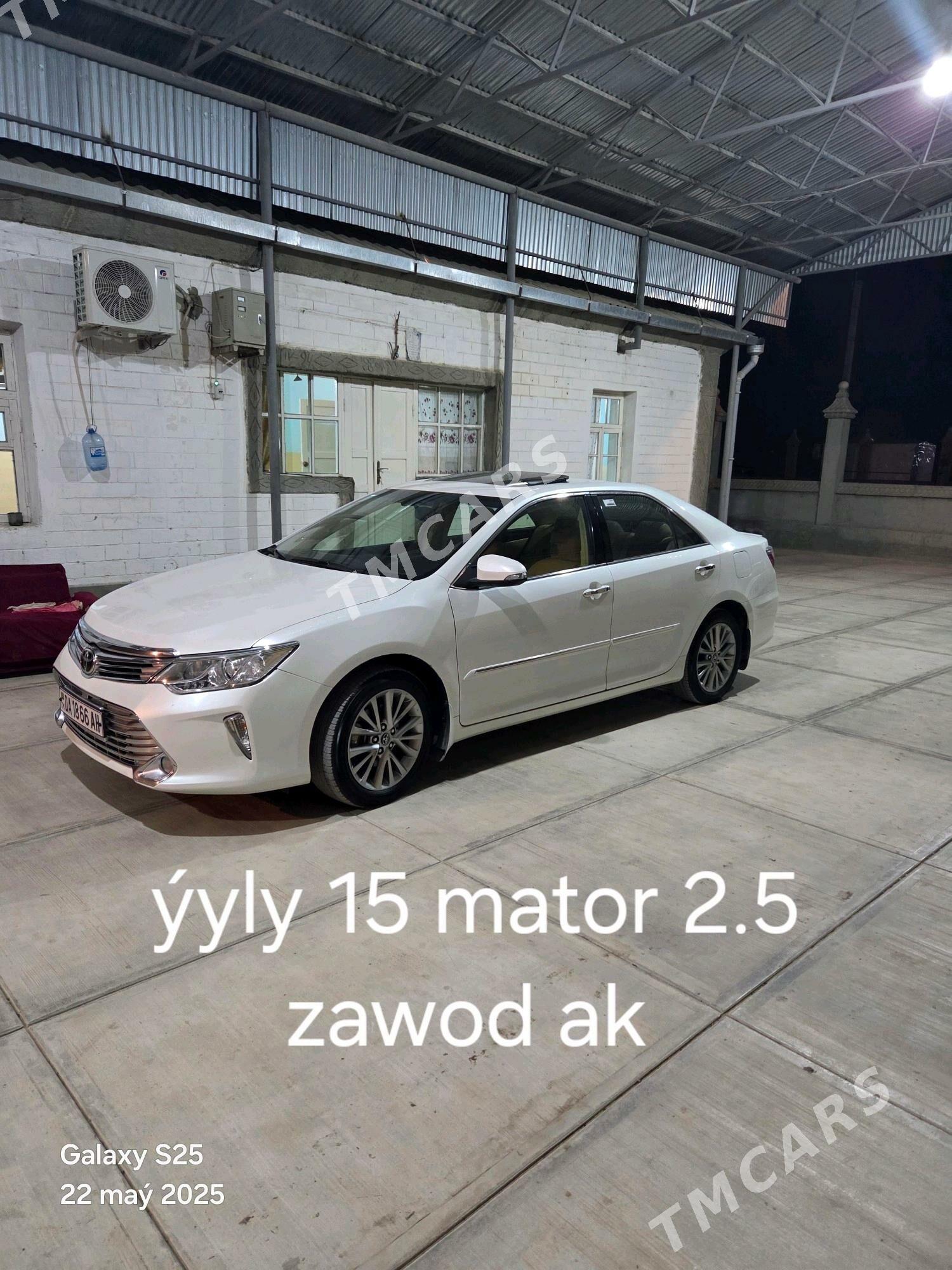 Toyota Camry 2015 - 355 000 TMT - Гёкдепе - img 3