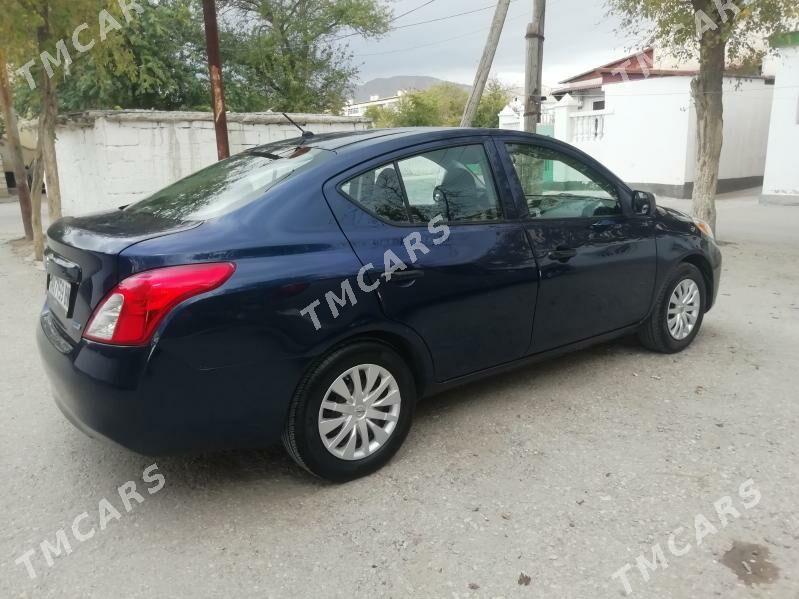 Nissan Versa 2012 - 90 000 TMT - Балканабат - img 5