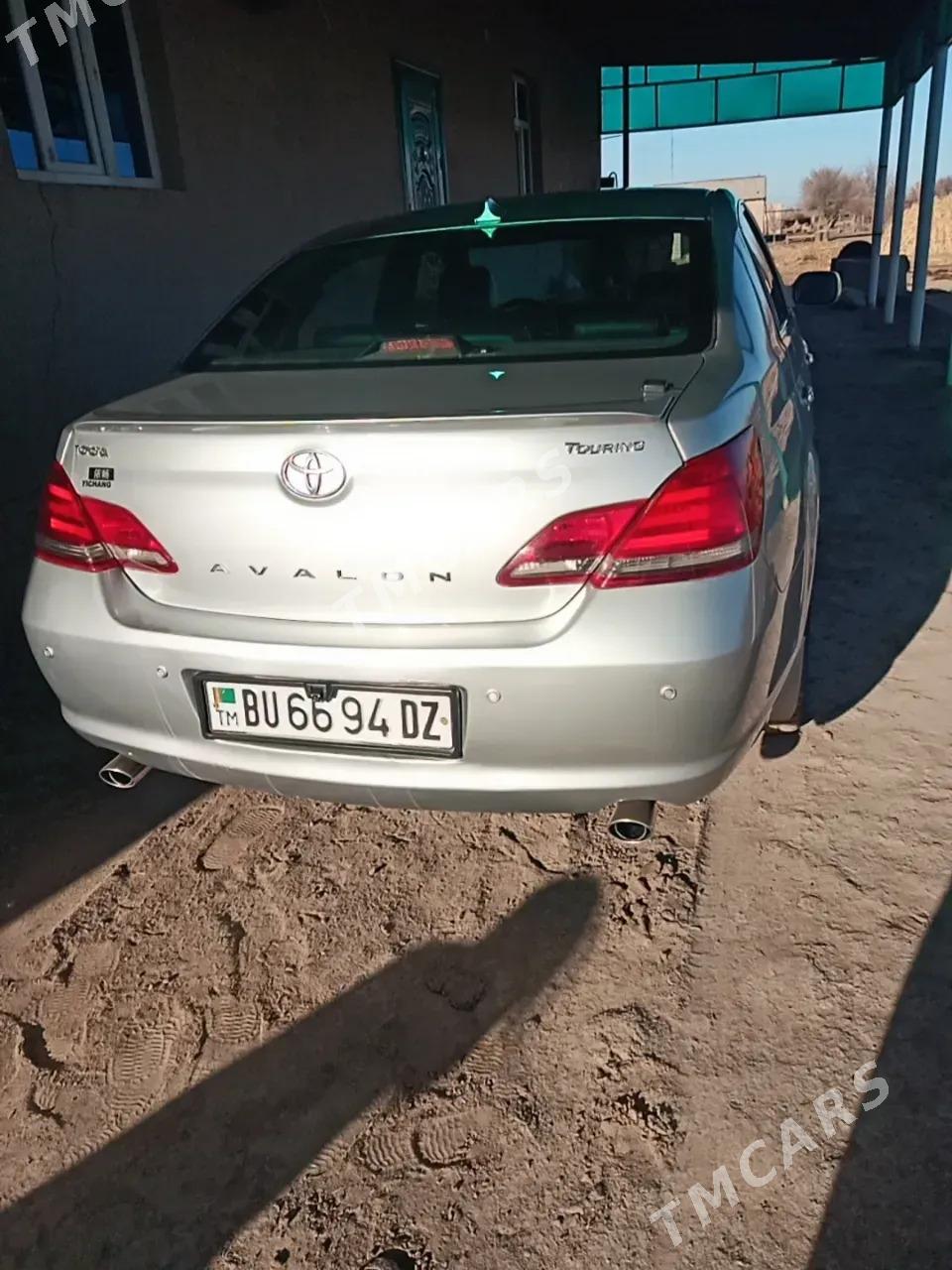 Toyota Avalon 2008 - 190 000 TMT - Акдепе - img 4