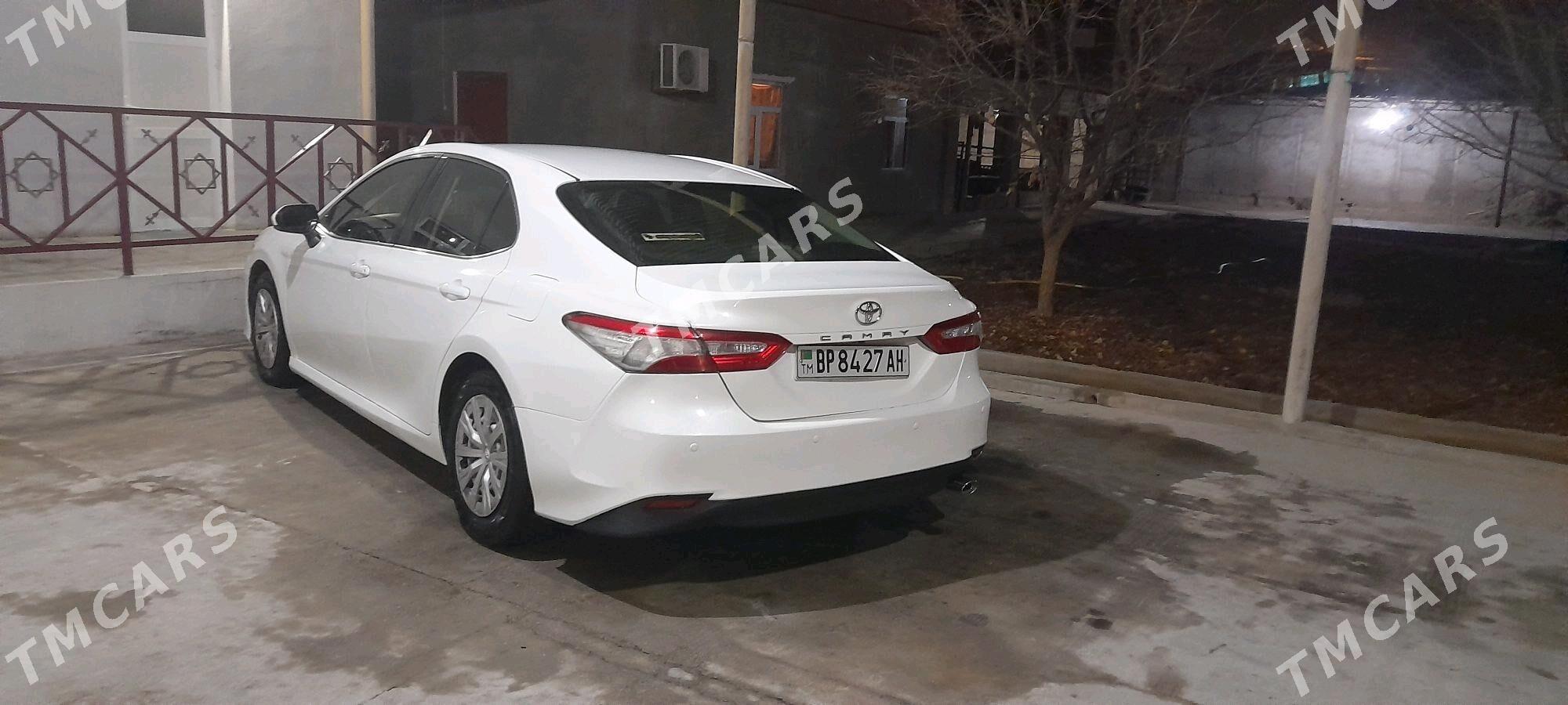 Toyota Camry 2019 - 240 000 TMT - Гёкдепе - img 4