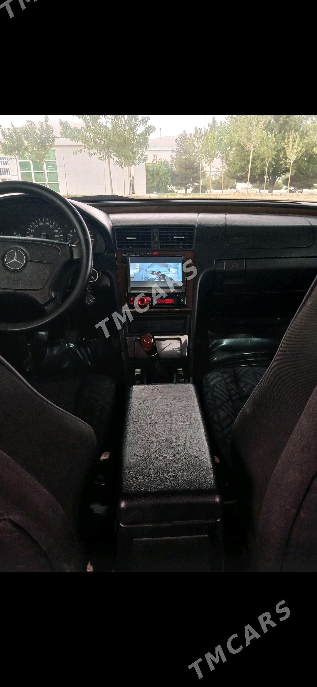 Mercedes-Benz C280 1994 - 60 000 TMT - Балканабат - img 5