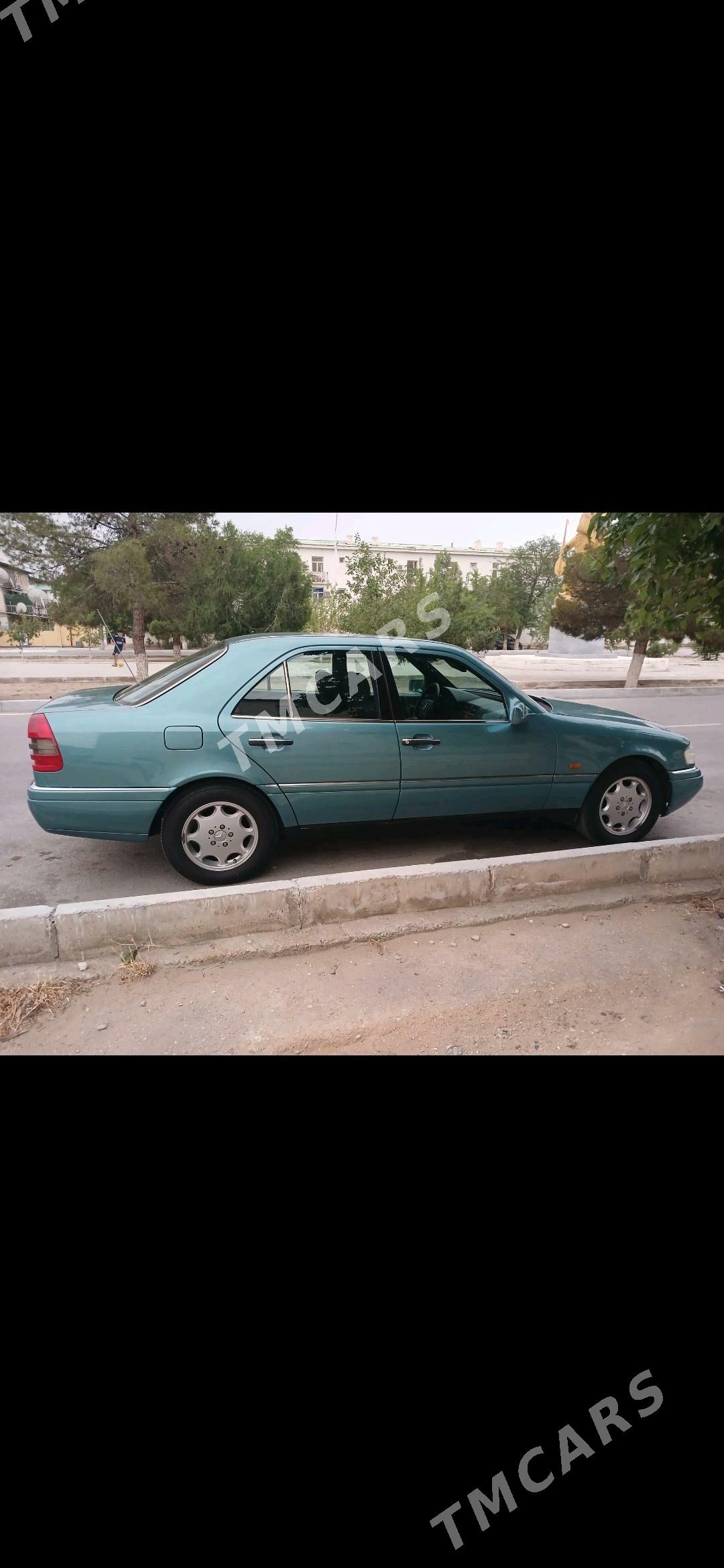 Mercedes-Benz C280 1994 - 60 000 TMT - Балканабат - img 4