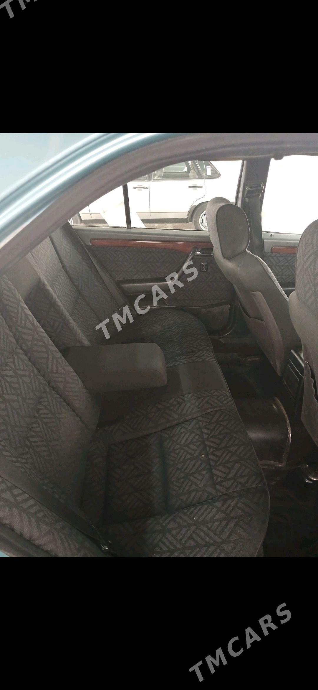 Mercedes-Benz C280 1994 - 60 000 TMT - Балканабат - img 6