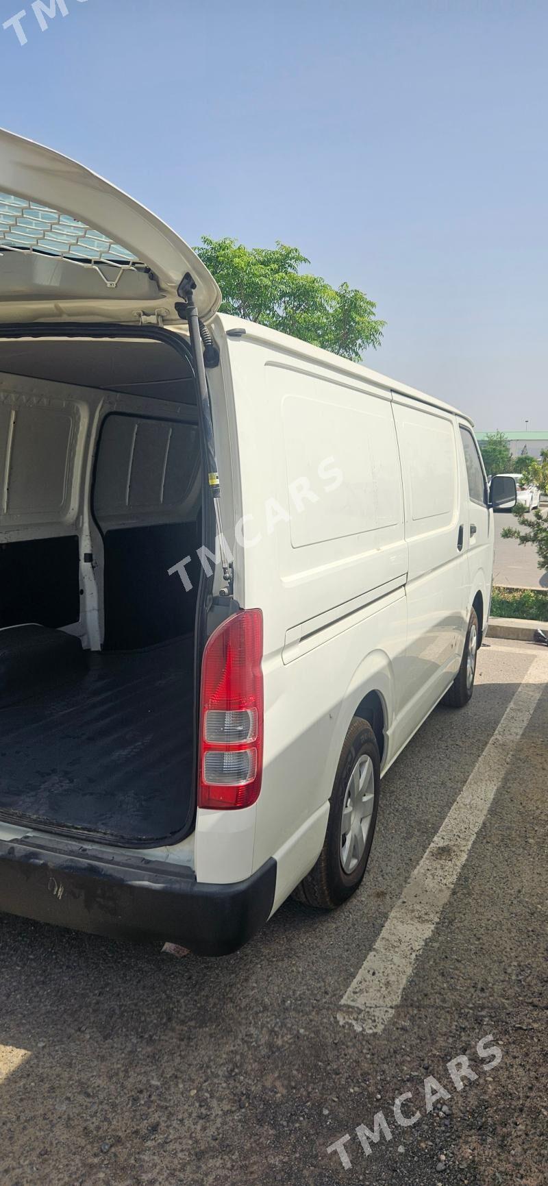 Toyota Hiace 2021 - 420 000 TMT - "Алтын Асыр" Гундогар базары ( Толкучка) - img 2