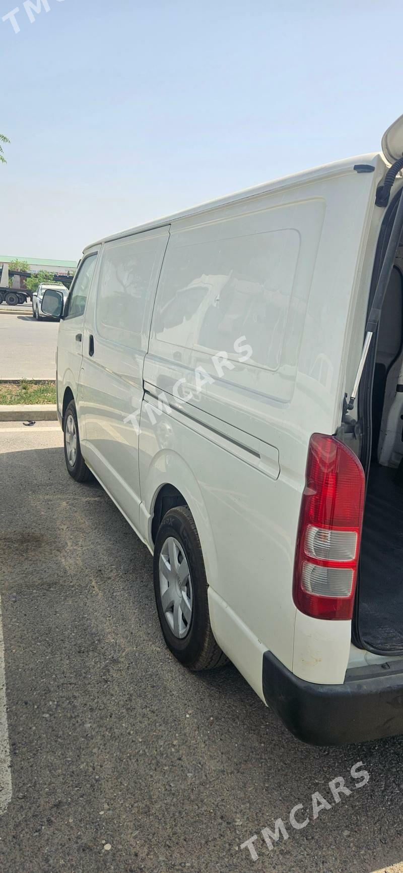 Toyota Hiace 2021 - 420 000 TMT - "Алтын Асыр" Гундогар базары ( Толкучка) - img 3