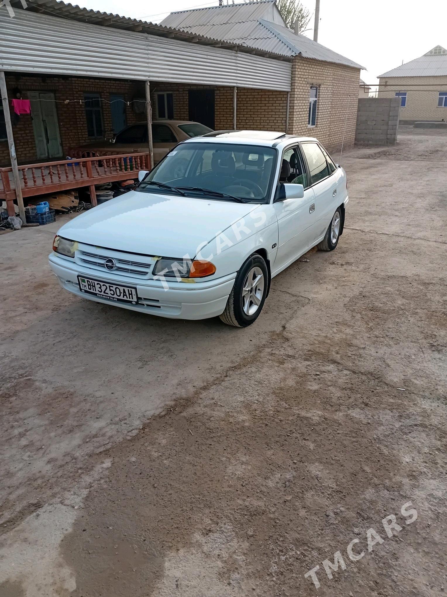 Opel Astra 1992 - 35 000 TMT - Теджен - img 1