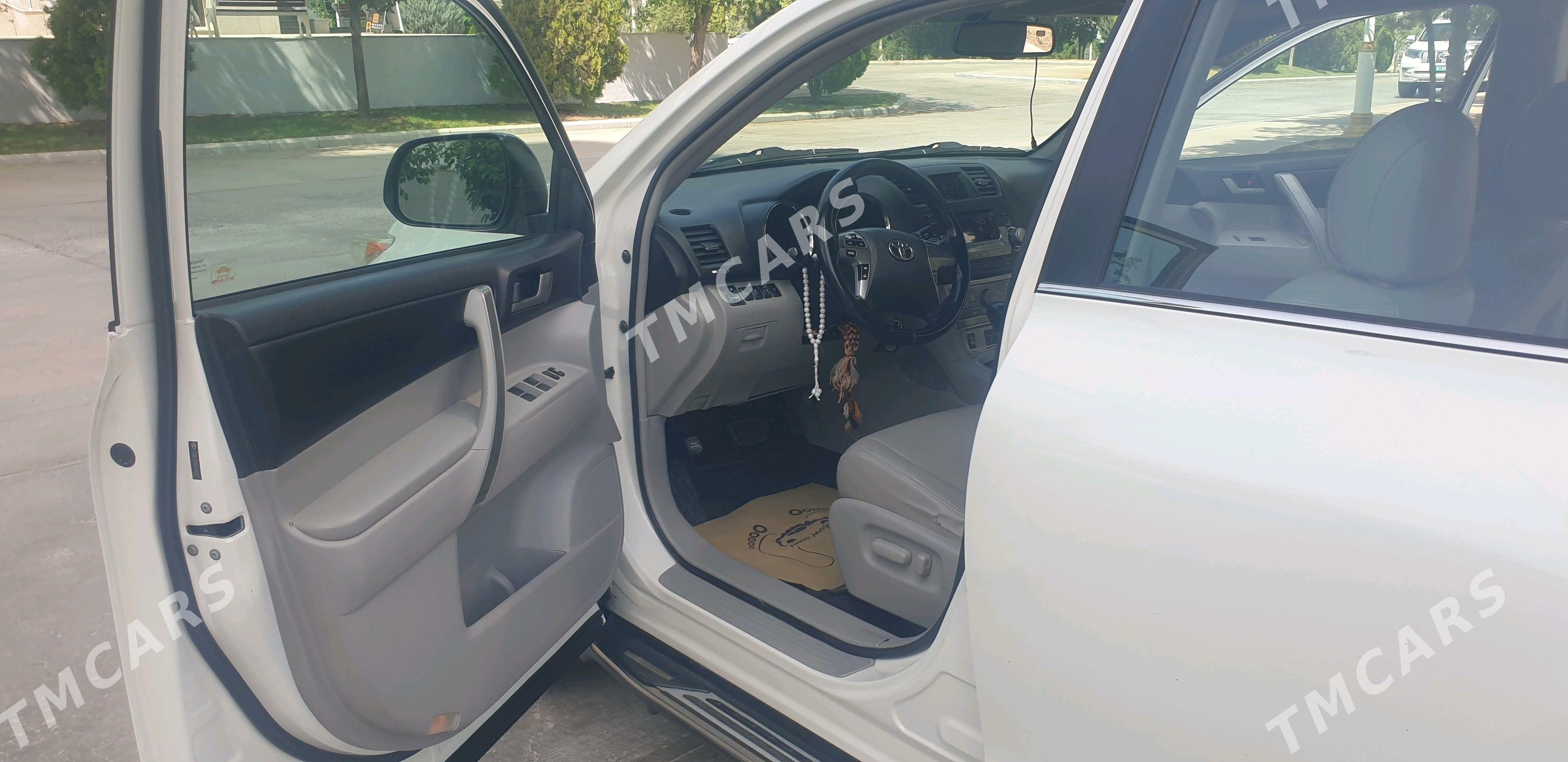 Toyota Highlander 2012 - 340 000 TMT - 15-й этап - img 9