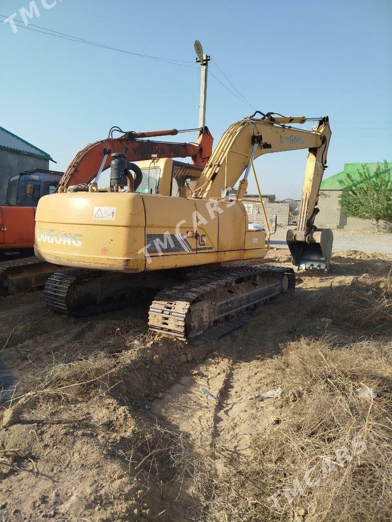 Ekskavator 220 - Aşgabat - img 4