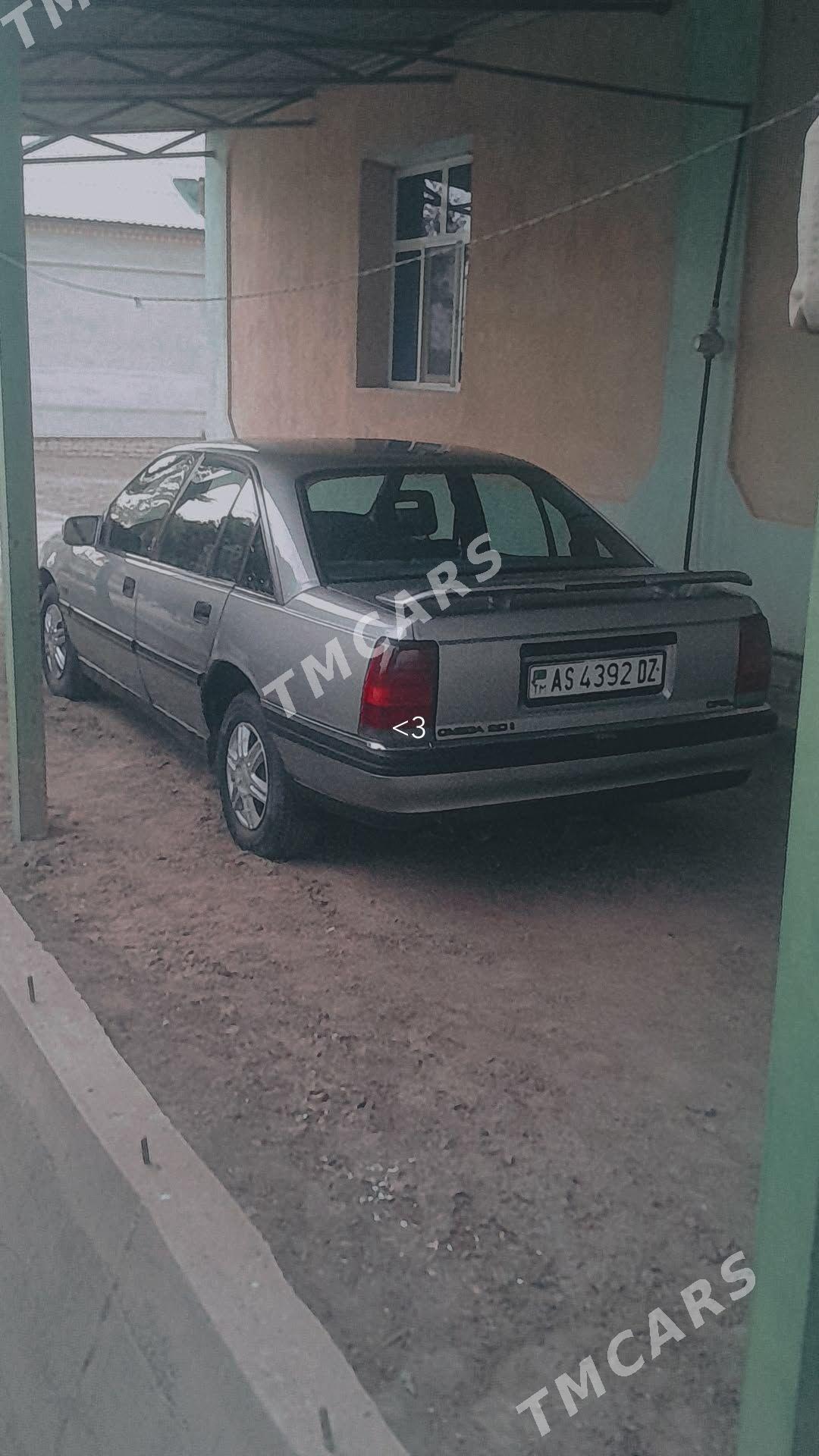 Opel Omega 1993 - 43 000 TMT - Gurbansoltan Eje - img 3