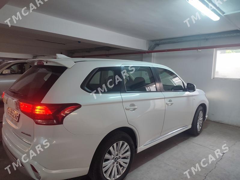 Mitsubishi Outlander 2022 - 275 000 TMT - Ашхабад - img 2