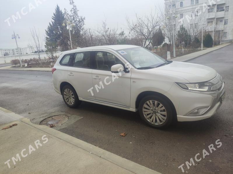 Mitsubishi Outlander 2022 - 275 000 TMT - Ашхабад - img 4