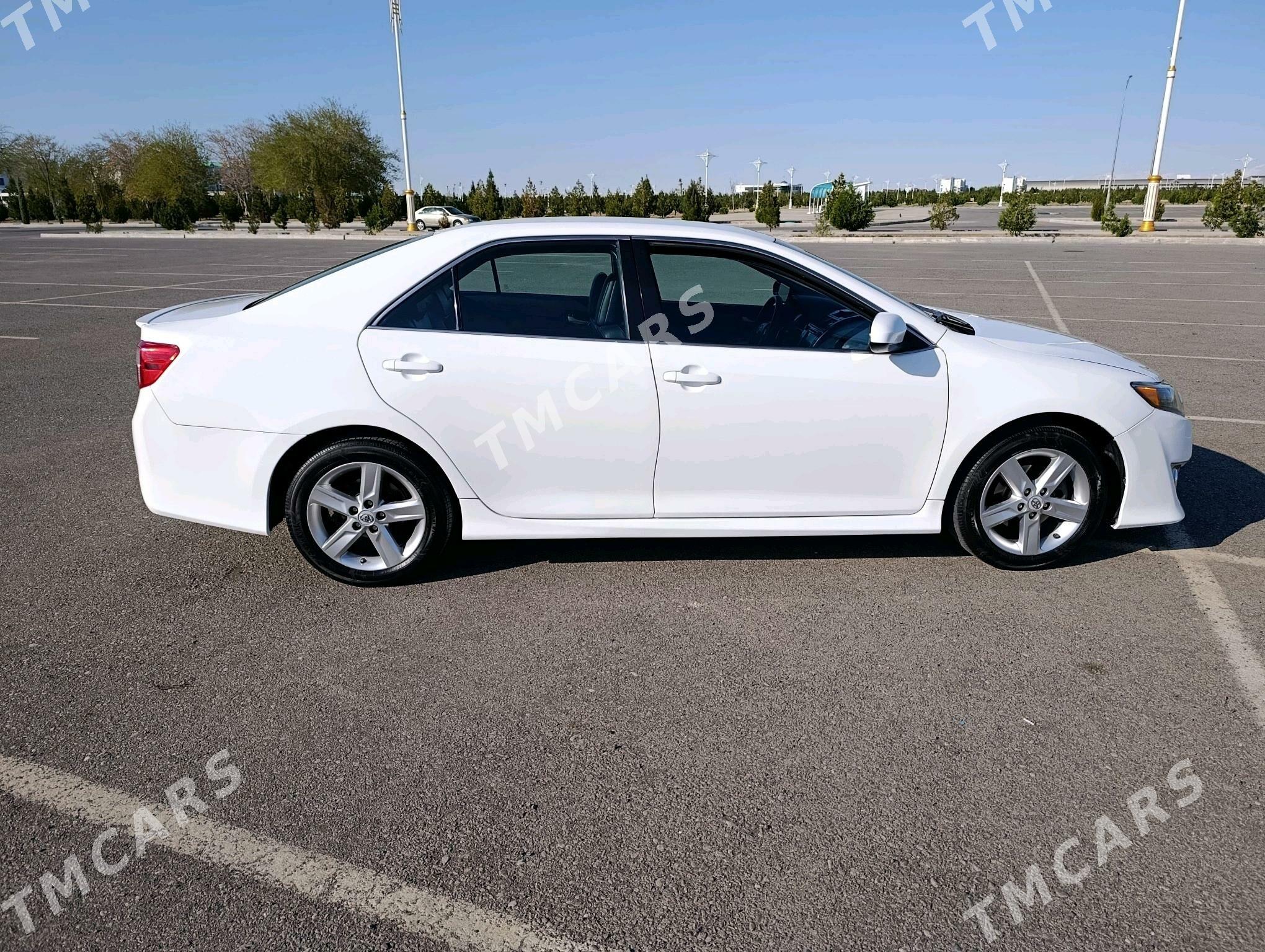 Toyota Camry 2012 - 190 000 TMT - Ашхабад - img 4