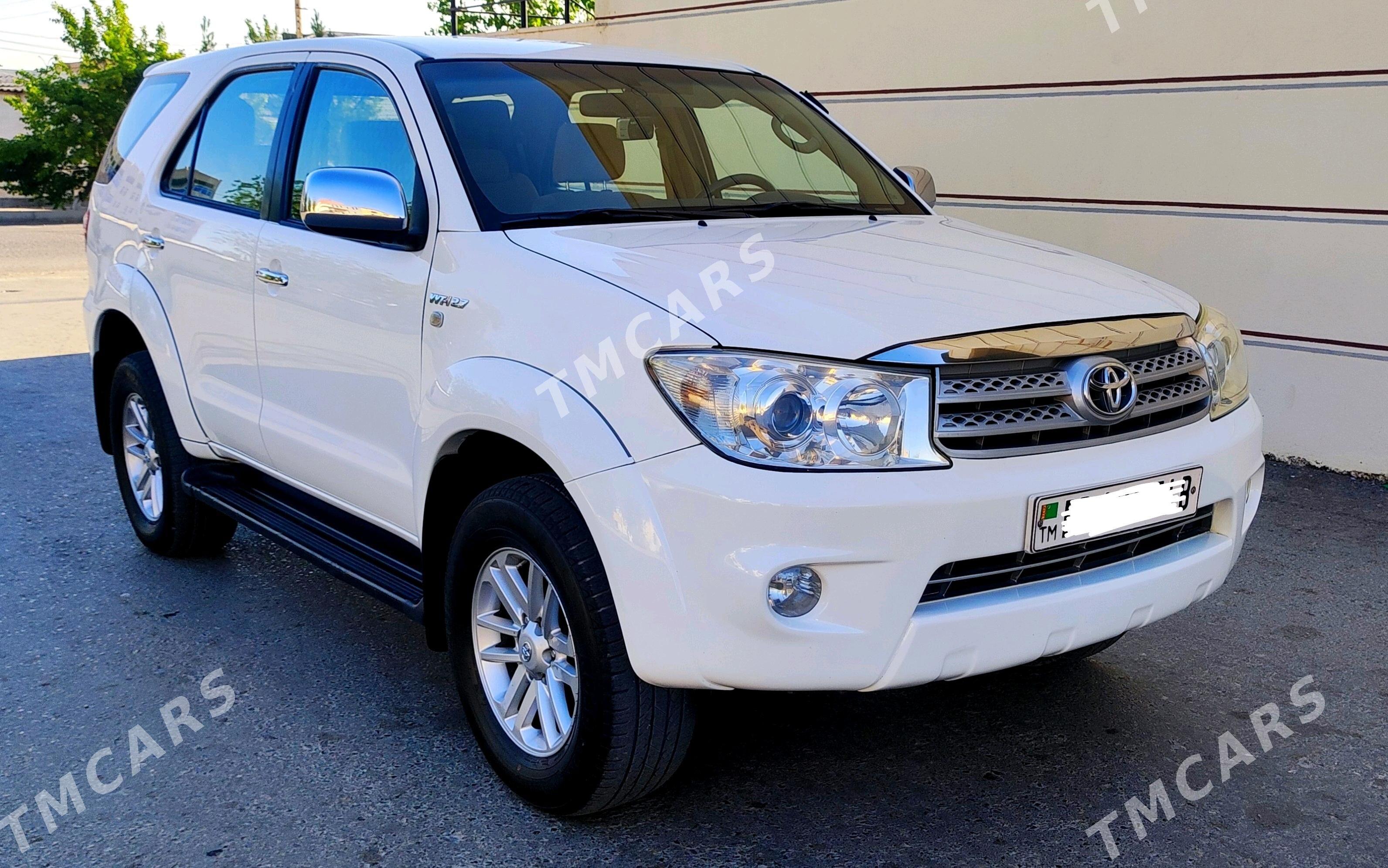 Toyota Fortuner 2009 - 245 000 TMT - Туркменабат - img 2