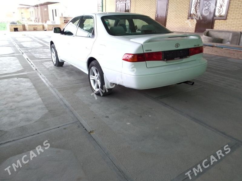Toyota Camry 2001 - 125 000 TMT - Мургап - img 4