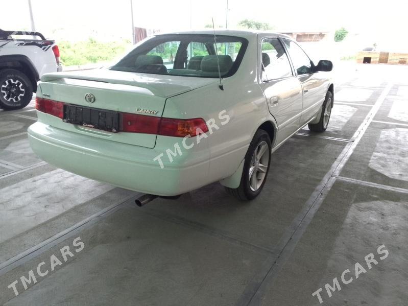 Toyota Camry 2001 - 125 000 TMT - Мургап - img 8