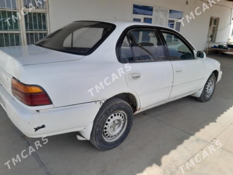 Toyota Corolla 1996 - 35 000 TMT - Теджен - img 4