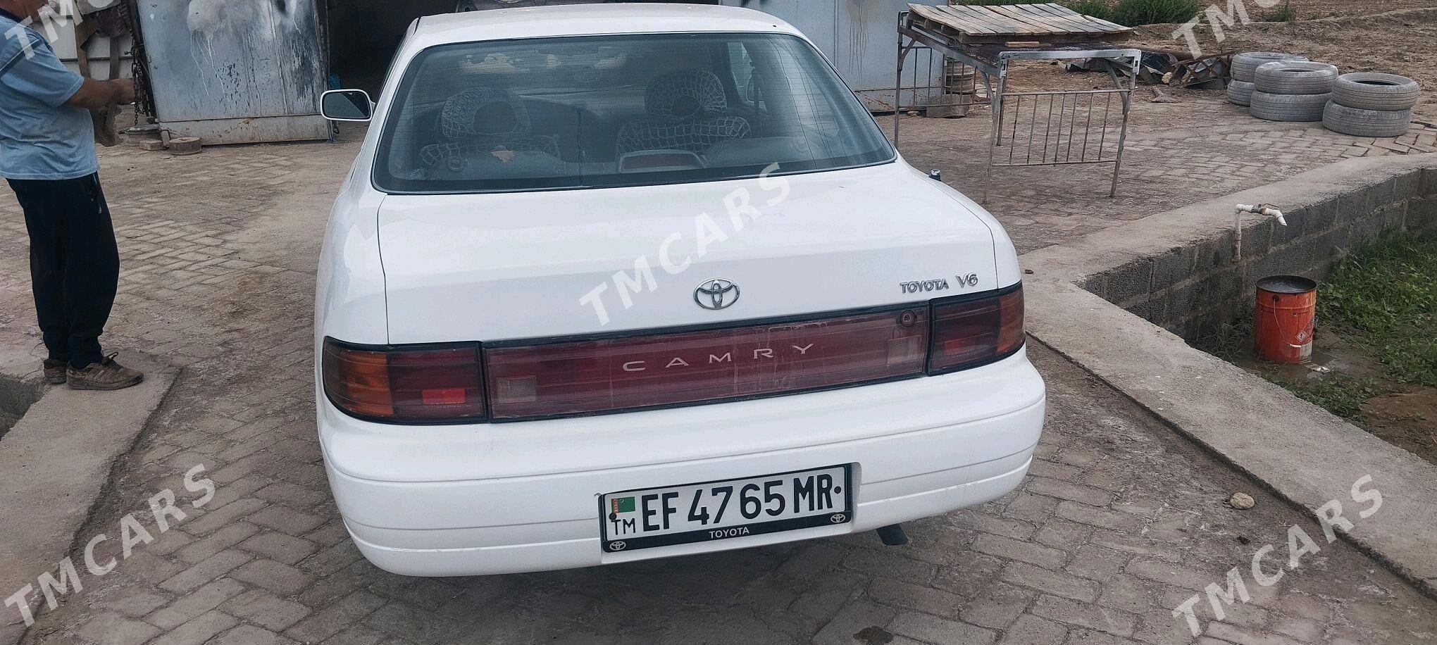 Toyota Camry 1992 - 95 000 TMT - Векильбазар - img 2