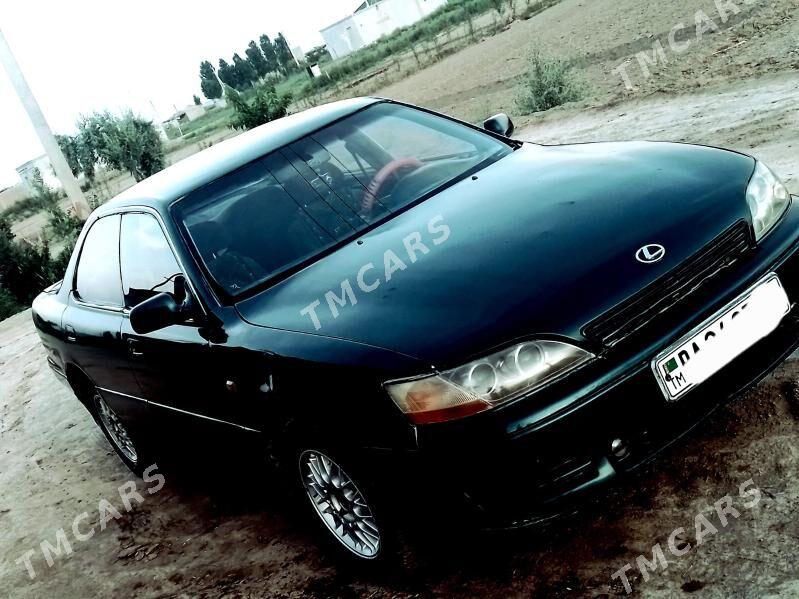 Lexus ES 300 1995 - 50 000 TMT - Гурбансолтан Едже - img 5
