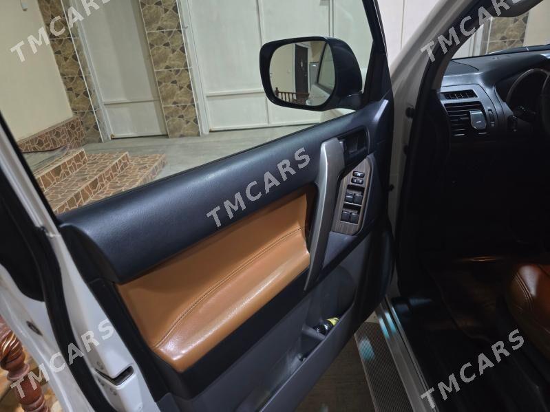 Toyota Land Cruiser Prado 2013 - 450 000 TMT - Анев - img 3