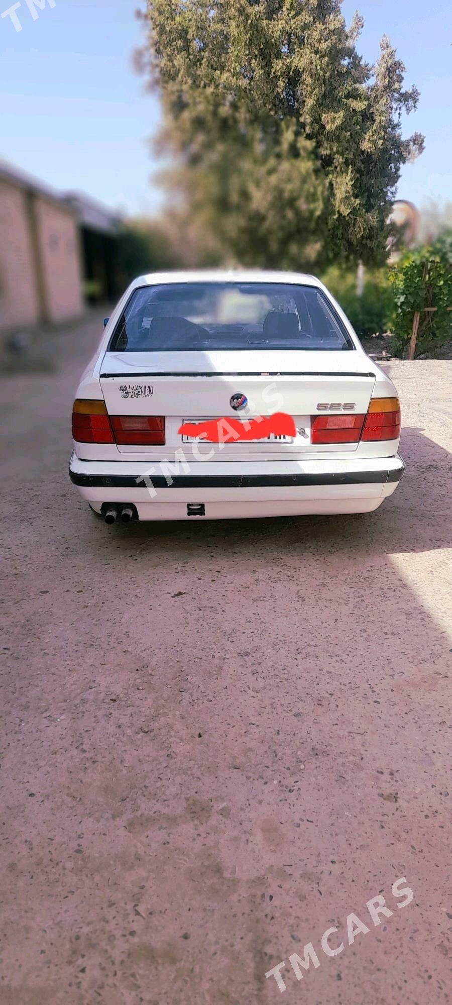 BMW 525 1990 - 32 000 TMT - Мары - img 2